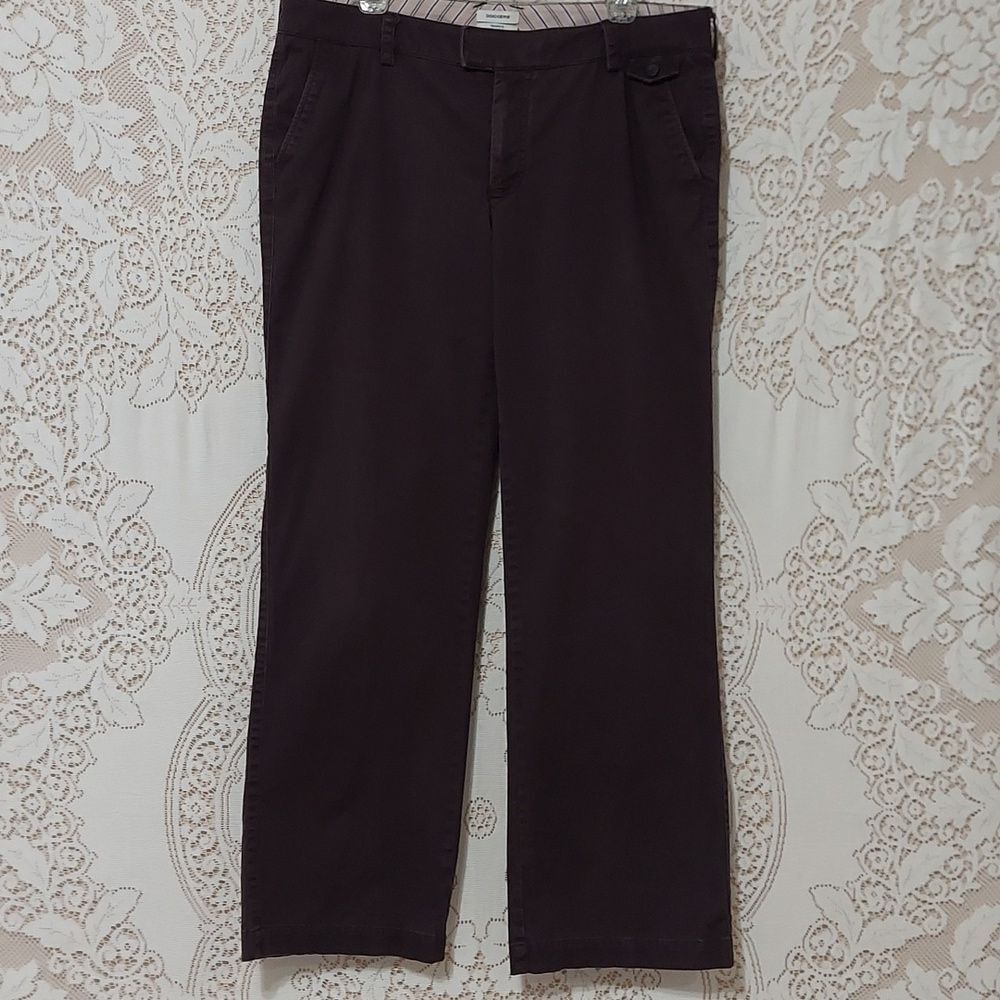 Docker's favorite fit size medium (invW 035)